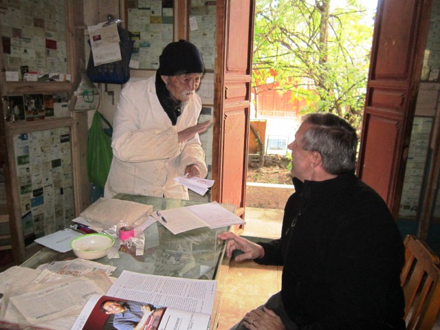 Dr Ho analysing Skip